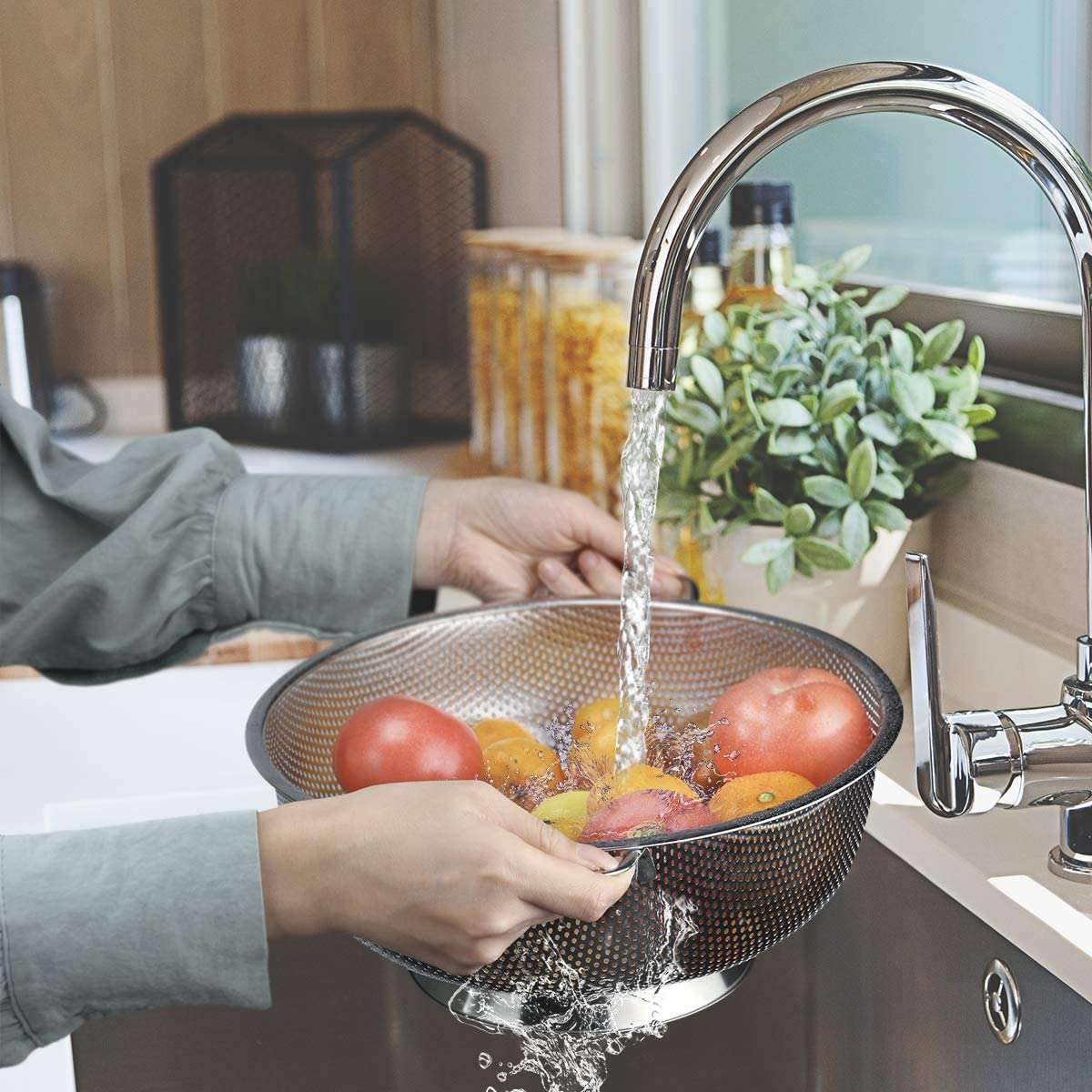 Stainless Steel Sieve (Big Handle+Base) - The Cream Bar